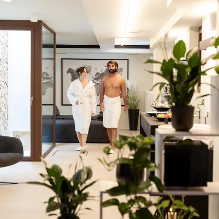Wellness Smart Guest house *